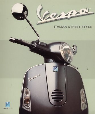 VESPA ITALIAN STREET STYLE