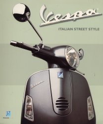 VESPA ITALIAN STREET STYLE